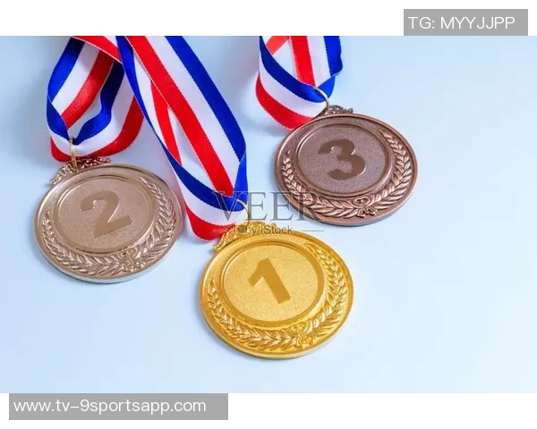 阿根廷传奇球员德尔菲诺宣布退役43岁收获金牌与铜牌的辉煌生涯结束