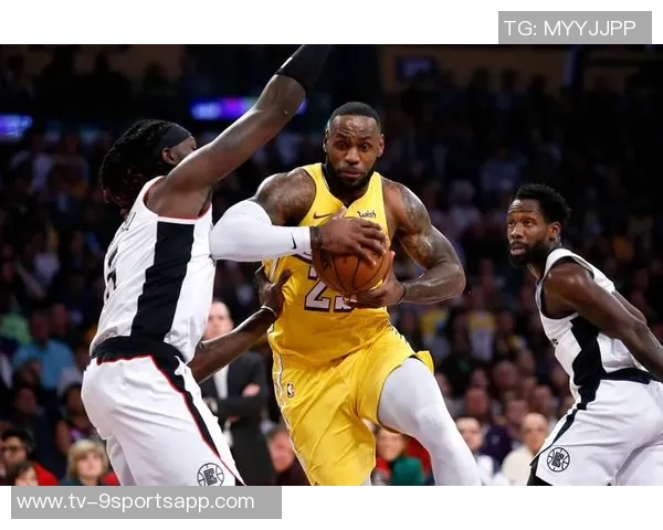 莫兰特谈欧文支持自己在逆境中感受到的温暖与力量 莫兰特谈欧文支持自己在逆境中感受到的温暖与力量