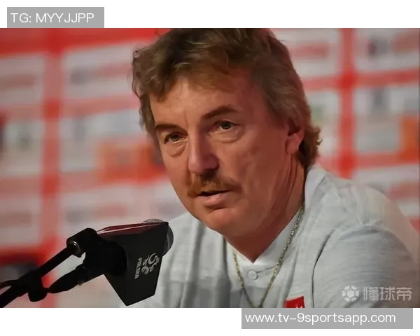 博涅克期待罗马争夺欧冠资格并呼吁关注迪巴拉的恢复进程 博涅克期待罗马争夺欧冠资格并呼吁关注迪巴拉的恢复进程